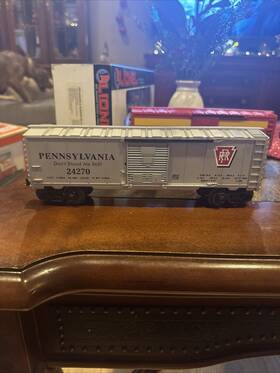 6-24270 Lionel 50ft Box Car Pennsylvania Rr Rd# Prr 24270 - O 27