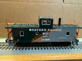 6-27619 Lionel Western Pacific Union Heritage Ca-4 Caboose
