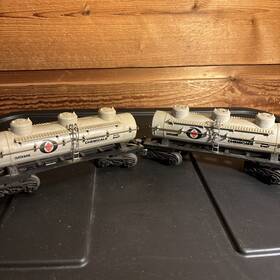 6-36162 Lionel 2 Diamond Chemical Three Dome Tank Car