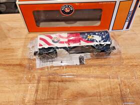 6-36758 Lionel Trains Patriotic Lighted Box Car American Flag Eagle O Gauge