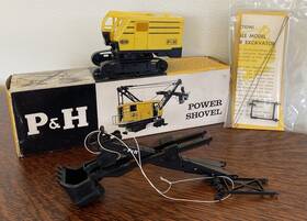 6827-100 Lionel 1950s Issue P And H Power Shovel #6827-100 Unassembled In Original Box
