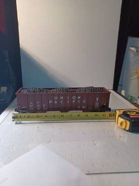 98798 Lionel Vintage Electric Train Box Car Union Pacific G Guage Brown Clean