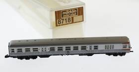 8718 M Rklin Rkl N Mini-club Gray And Orange Db Control Passenger Train Car Z Marklin
