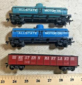 54201 Marx Ho Freightcars - Western Maryland Gondola 2 Diff. Allstate Tank Cars C
