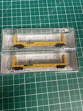 054-00-461 Mcro Trains 054-00-460 New N-scale Mt 460 60 Bulkhead Flatcar Ttx Pair 59.90 Make Offer