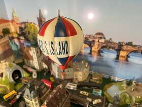 Sb023 Melissa S Hallmark - Skybound Vintage Ho Or N Scale Faulkner Island Hot Air Coastal Balloon Usa 2004