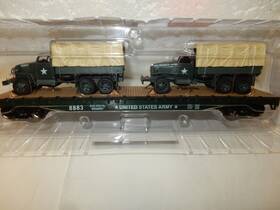 275-9200 Menards O Gauge Military U.s. Army Long Flat Car W 2 Troop Carry Trucks-new Bx