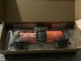 2759214 Menards O Gauge Modern Tank New Haven Car