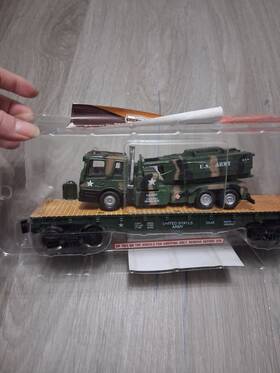 Menards 279-3964 O-gauge U.s. Army Flatcar With Truck And Himars - Mint Free Shipping