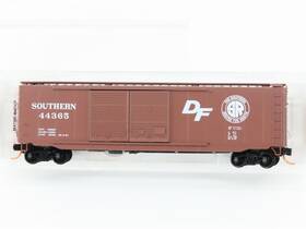03400360 Micro-trains 02000866 N Scale Mtl Southern 50ft Standard Boxcar #44365 With Load