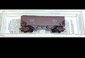 05500300 Micro-trains N 055 00 300 Milwaukee Road #94570 Twin Hopper