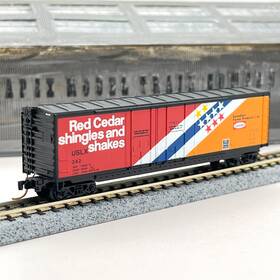 07500060 Micro-trains Canadian Forest Products 50ft Dbl Plug Boxcar 242 N Scale