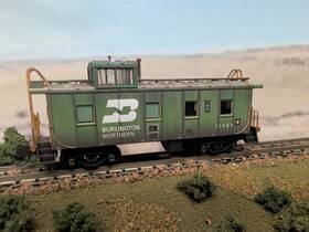 Micro-trains 10045062 N Scale 36ft Riveted Steel Caboose Burlington Northern Weathered