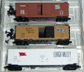02300170 Micro-trains 20036 38210 Lot Of 3 N Scale Box Cars Gtw Th&b Lv