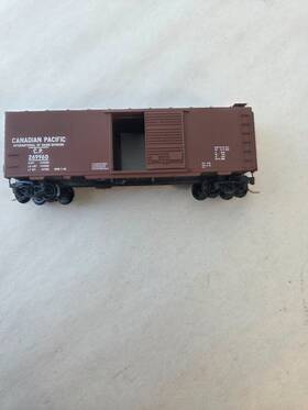 269960 Micro-trains 20136 #20136 N Scale 40ft Standard Boxcar Inch Canadian Pacific