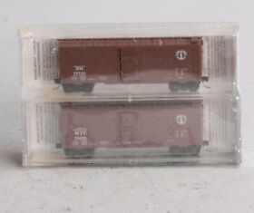 20326-2 Micro Trains N Scale Boston And Maine 40foot Standard Boxcar Set Of 2 Mt Box