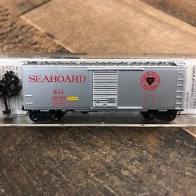 25196 Micro Trains 20616 Seaboard Air Line Railroad N Scale 40foot Standard Box Car