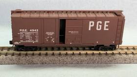 22070 Micro-trains N Scale Pge Pacific Great Eastern 40ft Box Car #4942 Free Ship