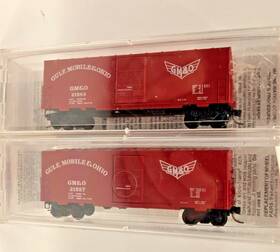 21587 Micro-trains 24240 N Scale 40ft Box Cars Gm&o Gulf Mobile And Ohio Train # 21583