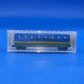 550555 Micro-trains 25610 N Southern 50ft Rib Side Boxar Single Door Without Roofwalk
