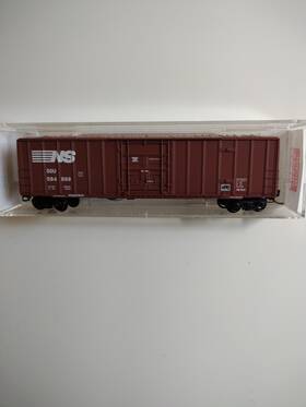 584899 Micro-trains 27230 N Scale Norfolk Southern 50ft Rib Side Box Car Rd