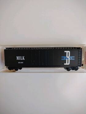 32330 Micro-trains N Scale Mtl Bm Boston And Maine Inch Milk 50ft Box Car #1919