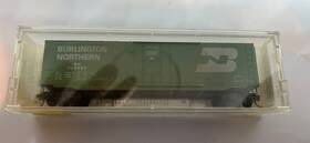 730485 Micro-trains 38200 N Scale 50ft Standard Box Car Plug Door Burlington Northern #730485