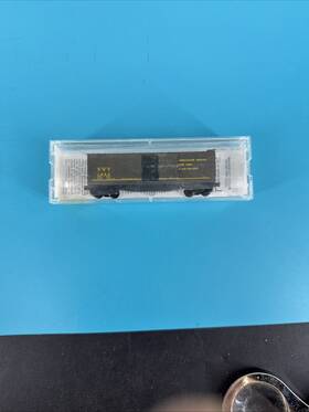 39140 Micro-trains N Scale Northwestern Pacific 40 Double Sheathed Wood Box Car