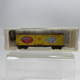 47990 Micro-trains Kadee 40ft Double Wood Sheathed Reefer N Scale Freight Train