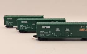 13087 Micro-trains 75040 N Scale 50ft Plug Door Box Cars 3 Tropicana Uslx #13083 13085