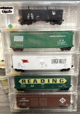 78052 Micro-trains N Scale #78052 Conrail Merger Of April 1976 5/pack Nib