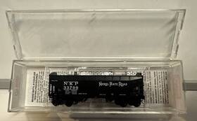 33799 Micro-trains 86020 N Scale Nkp Nickel Plate Road 33ft Twin Bay Hopper Car #33799 33799 Micro-trains 86020 N Scale Nkp Nickel Plate Road 33ft Twin Bay Hopper Car #33799