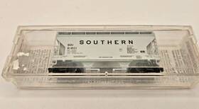 91801 Micro-trains 92120 N Scale 2 Bay Covered Hopper Southern Railroad Sou # Car New