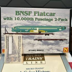 98302276 Micro-trains - Bnsf Flatcar W / Boeing 737 Fuselage Set New