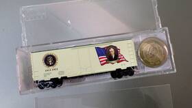 Micro-trains Line 695140038749 Vtg N Scale Micro-train Usa Presidential Box Car Plug Door Woodrow Wilson Nib