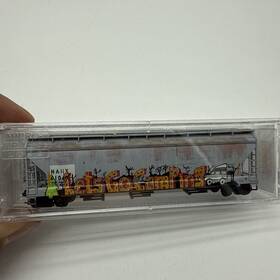 09444650 Micro-trains Line Mtl N Scale North American Car Corp Graffiti Hopper #61040 -micro