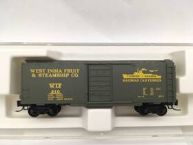14126-2 Micro-trains Line Mtl 695140010967 Z Scale Train West India Fruit And Steamship Co. Box Has Scratches 14126-2 Micro-trains Line Mtl 695140010967 Z Scale Train West India Fruit And Steamship Co. Box Has Scratches
