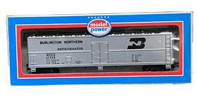 67908 Model Power #9054 Ho Burlington Northern Refrigerator 50ft Box Car Vtg Train