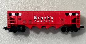 83225 Model Power N Gauge 4 Bay Steel Open Hopper Brachs Candy #83225