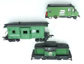 98245 Model Power Lot 3 Burlington Northern Trackster 720 Switcher Bay Window Caboose For Repair
