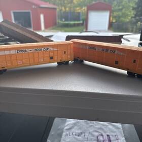 Tcaz-30000 Model Power Life Like Ho Scale Thrall Door Car Tcax 30000 Lot Of 2