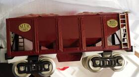 10-1130 Mth Tinplate Traditions Standard Gauge Ore Car #221 Maroon New