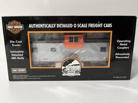 20-2595c Mth - Extended Vision Caboose Harley Davidson #2005 O Scale 20-2595c Mth - Extended Vision Caboose Harley Davidson #2005 O Scale