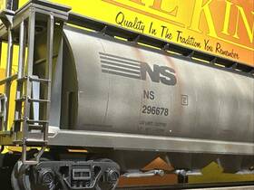 30-75524 Mth Railking Weathered Norfolk Southern 4bay Cylindrical Hopper 296678