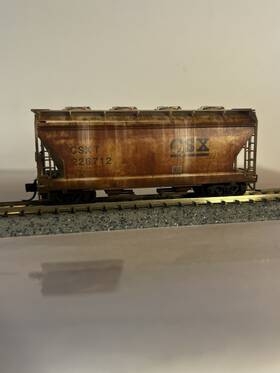 09244351 Mtl N Scale 2 Bay Covered Hopper Csxt Rd# 226712 Factory Weathered