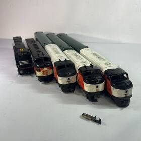3510-002 New Haven 0272 Ho Model Train Lot Of 8 Models 135 133 5842 See Pics