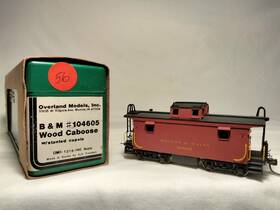 104605 Overland 1216 Brass Ho B&m #104605 Wood Caboose With Slanted Cupola Omi Painted