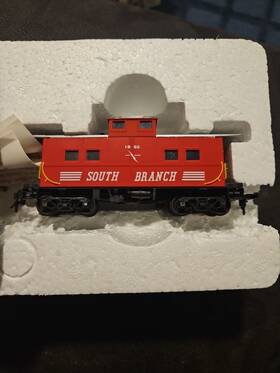 2000-8272 Proto 2000 8272 Ho Scale South Branch Valley Steel Center Cupola Caboose #1892