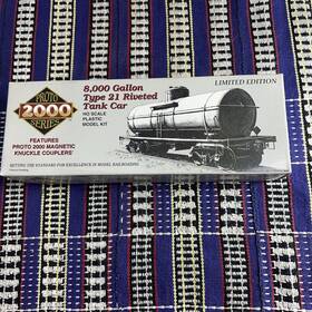 51667 Proto 2000 21760 Ho Scale Gatx 8k Gallon Type 21 Riveted Tank Car Kit