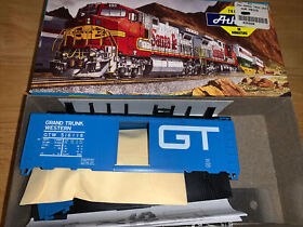 294-1 Rail Runner Custom Cars Athearn 40foot Boxcar Kit Grand Trunk Western Gtw